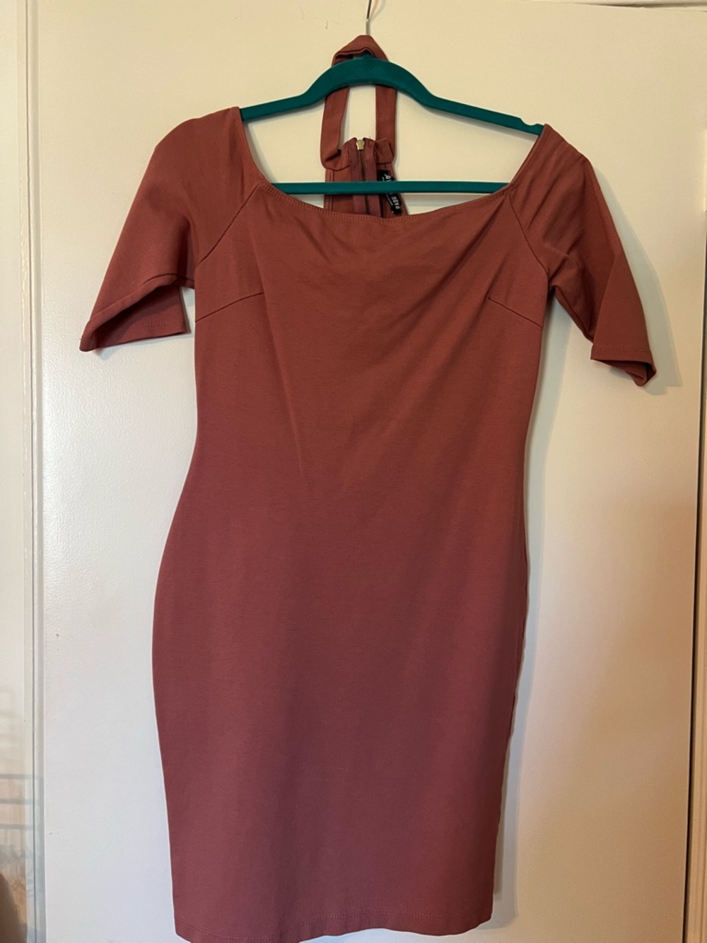 Fashion Nova bodycon dress with neck band